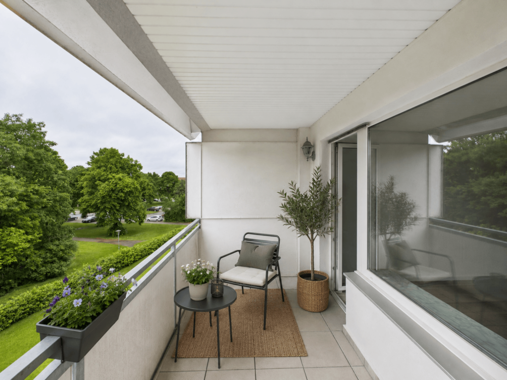 Balkon (Einrichtungsbeispiel)