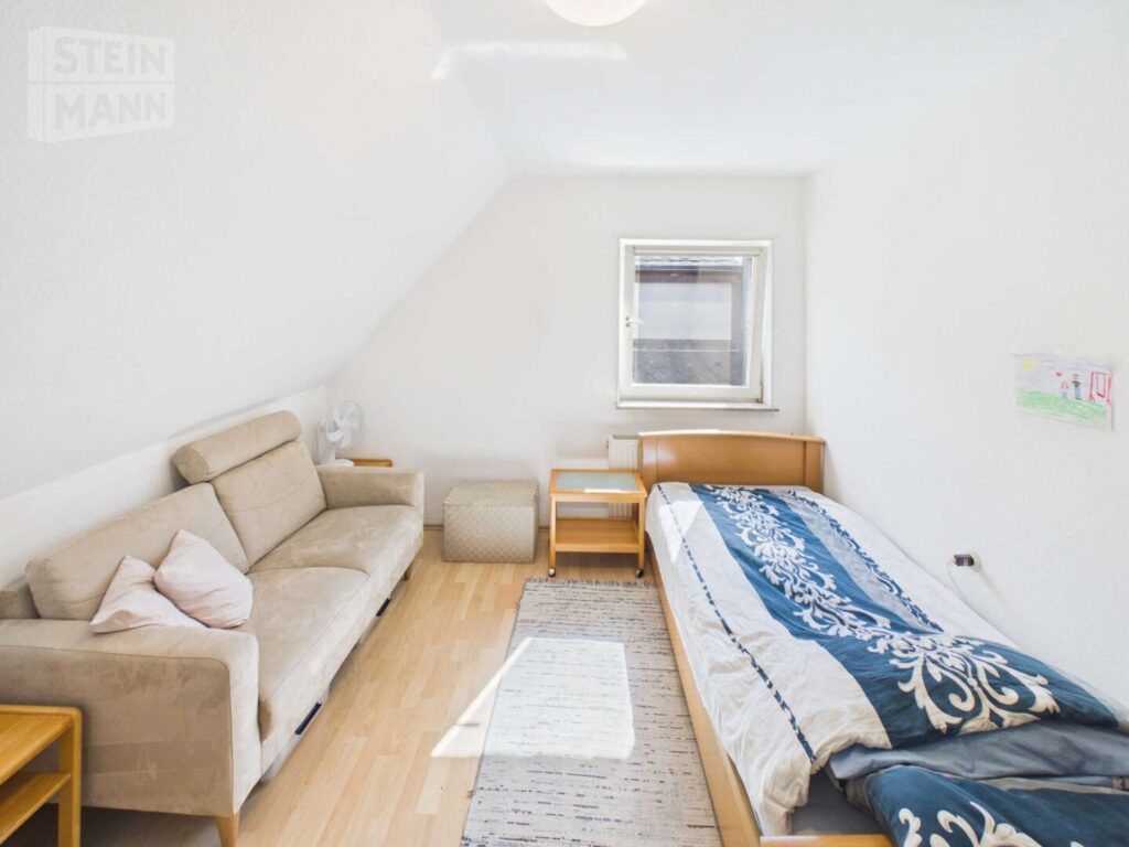 Schlafzimmer 3 OG